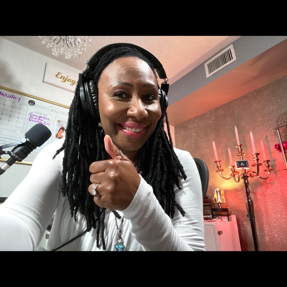 Meet your Posher, Kinley